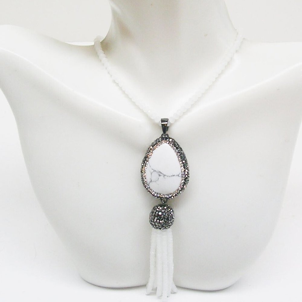 Joan Rivers Necklace White Marble Tassel Pendant Glass Beads NOS NWOT Orig Bag